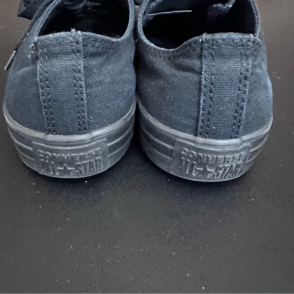Converse All Star Chuck Taylor Men's 8 Ladies 10 Triple Black Low Top Sneakers - Picture 3 of 9